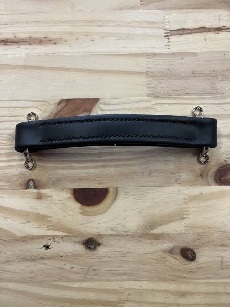 Réfection poignée en cuir pour ampli de guitare