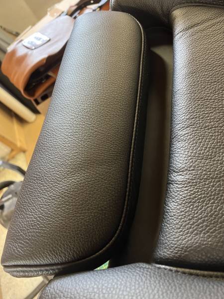 Vue face d'assise avant réglable