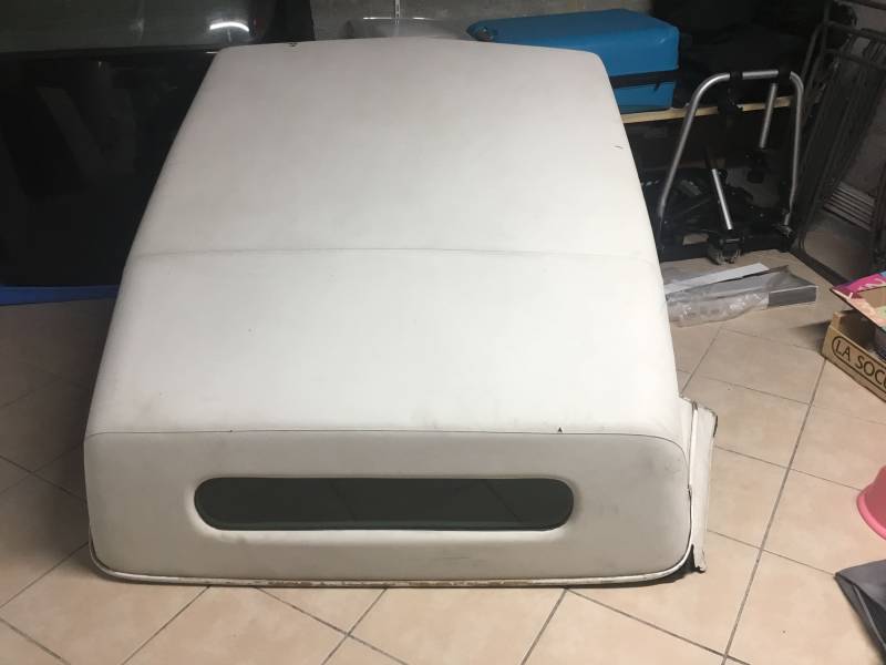HARD TOP d'origine coté extérieur